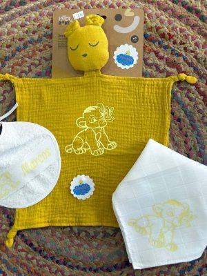 Personalizacion nombres bebe bordado en textil (35)